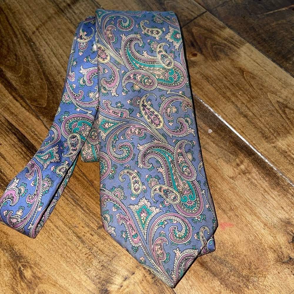 Chaps Ralph Lauren silk tie, paisley